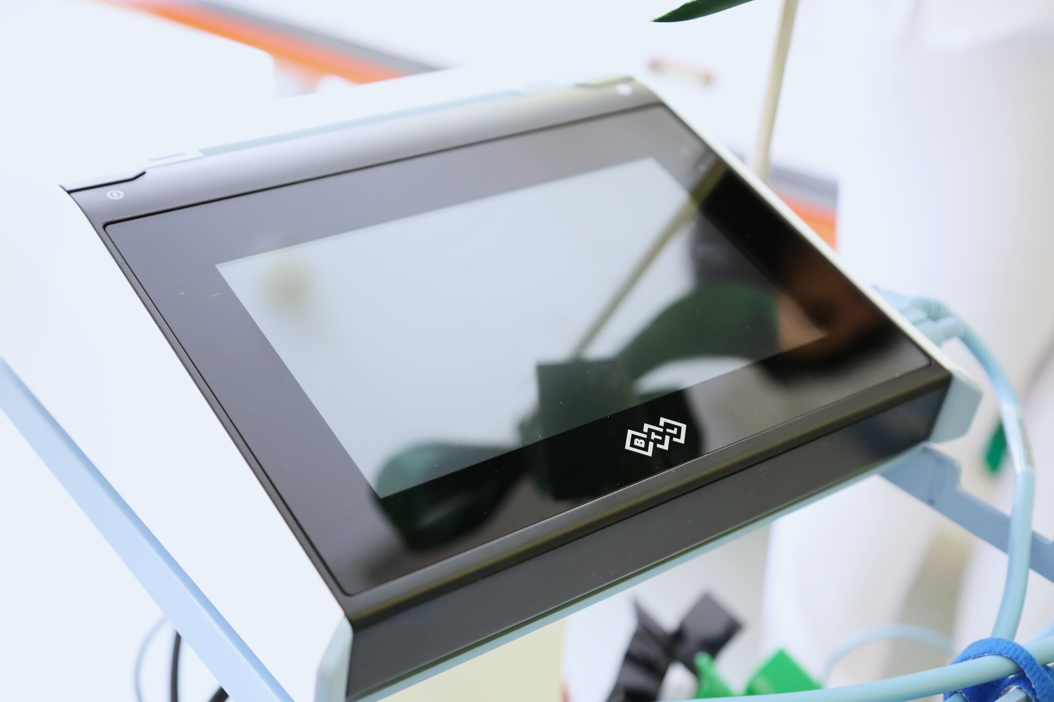 FNsP ZA Významným prínosom prístroja je možnosť prepojenia s počítačom